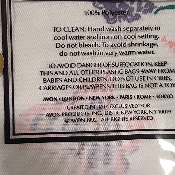 Vintage AVON Floral Cat Print Scarf Pink Border Kittens Playful Animal Pet - Picture 6 of 6